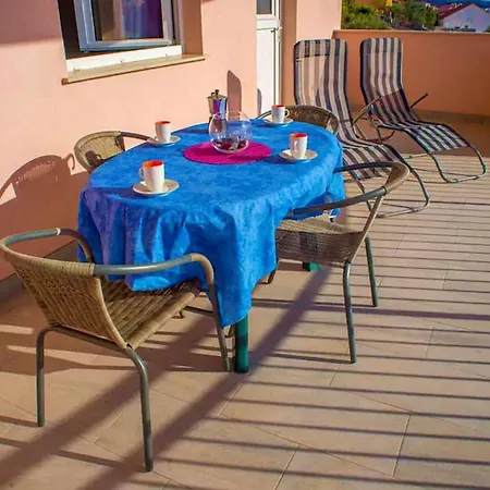 Kaleta Apartment *